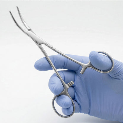 Dandy Hemostatic Forceps Curved Serrated – 14cm